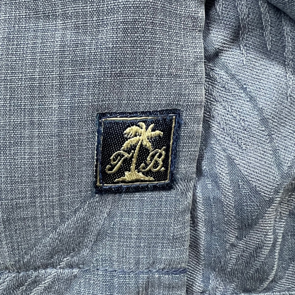 Tommy Bahama Mens Blue Silk Jacquard Tropical Leaf Camp Shirt Medium RN 86549 - Picture 8 of 11